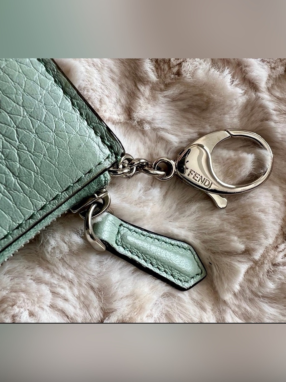 Fendi Mint Green Textured Leather Card Holder/Key Pouch - Picture 3 of 11